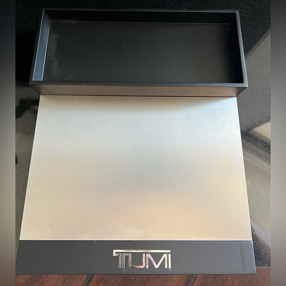 Tumi Multi-Use Retail Display Case: Brand New. Color: Black & Gun Metal Silver - Picture 10 of 10